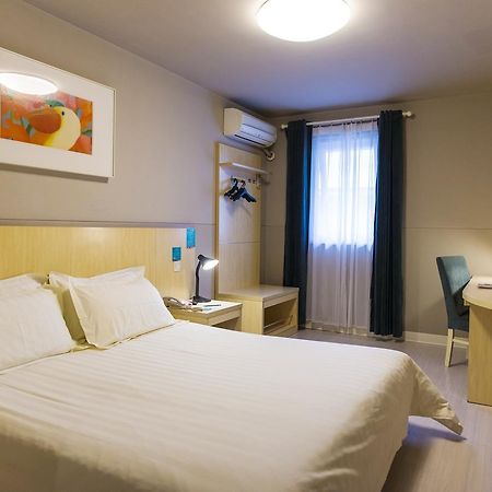 Jingjiang Inn Shanghai Baoyang Pier Dış mekan fotoğraf