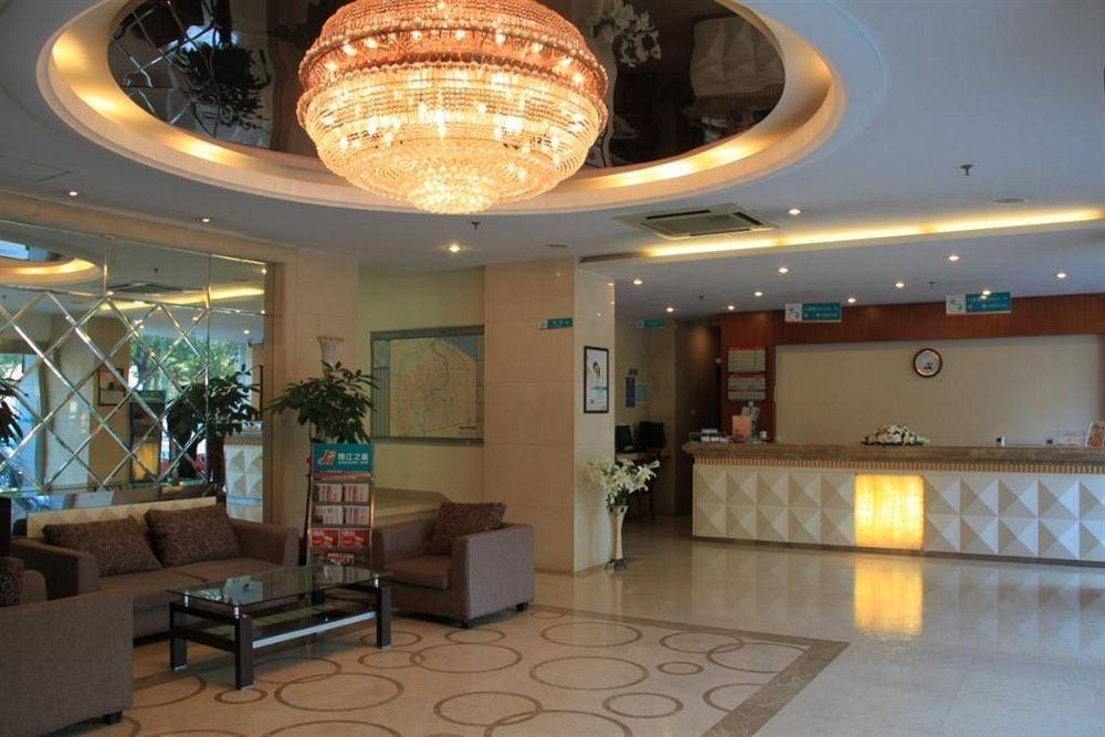 Jingjiang Inn Shanghai Baoyang Pier Dış mekan fotoğraf